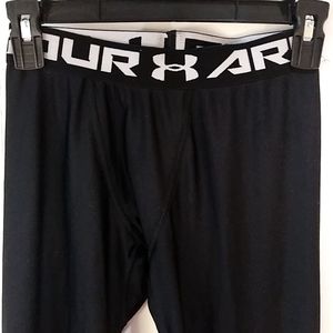 Under Armour Heat Gear Boys black Athletic Shorts